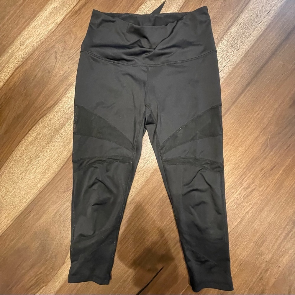 ⛱️Z by Zella - Black Mesh Inset Leggings - M